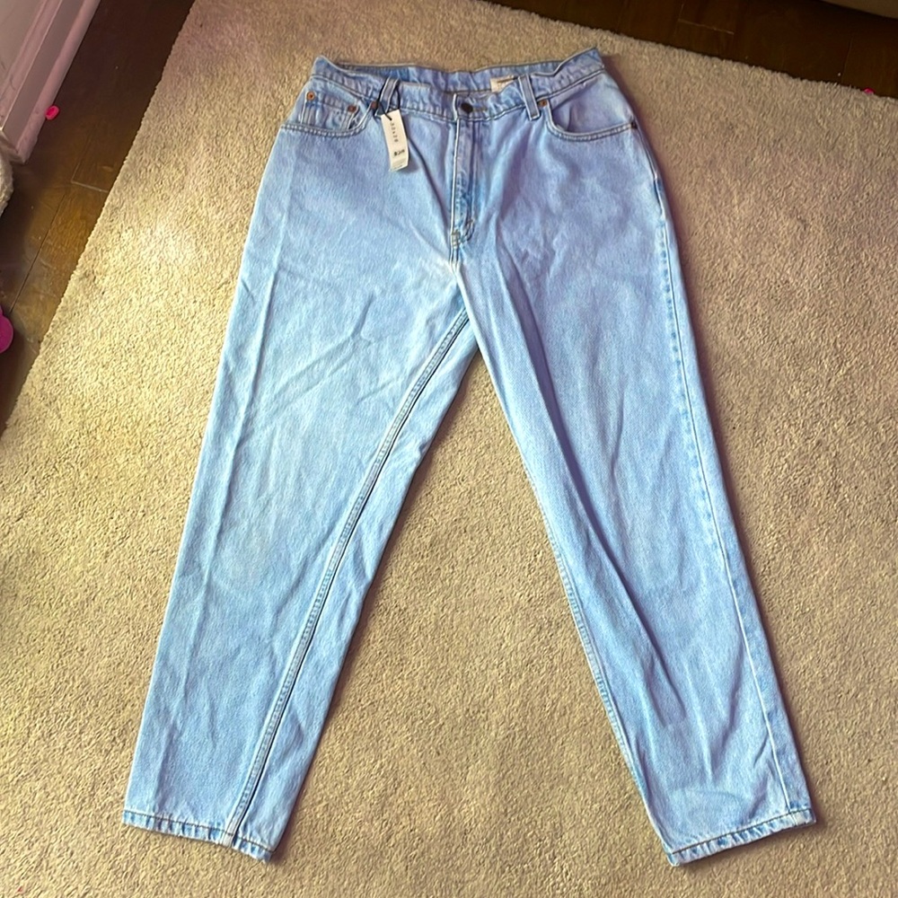 W Light Blue Levi Jeans 32 x 29
